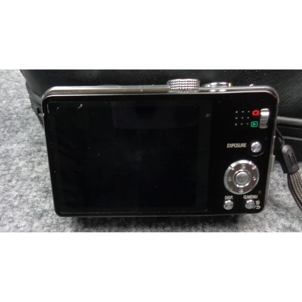 Panasonic Lumix DMC-ZS19 14.1MP Digital Camera w Leica 20x Zoom Black